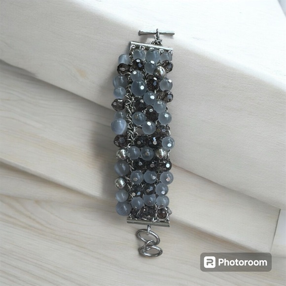 Banana Republic Elegant Gray Beaded Necklace and Bracelet Set - Picture 2 of 5